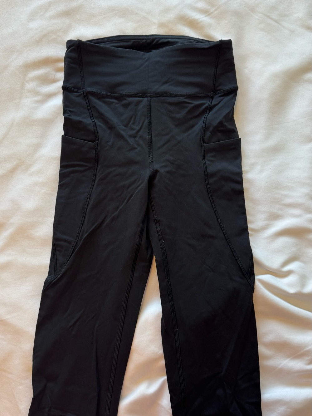 Lululemon Break Free Tight (25")
Black